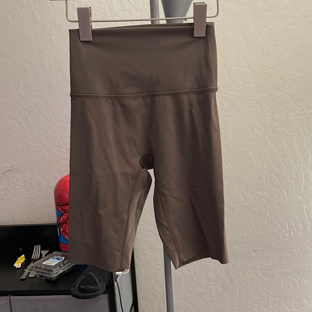 Aerie goals 7” bike shorts